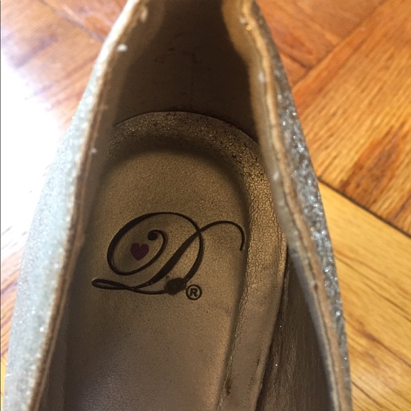 🚫sold🚫Glitter metallic silver heels pumps size 7 - Picture 6 of 8